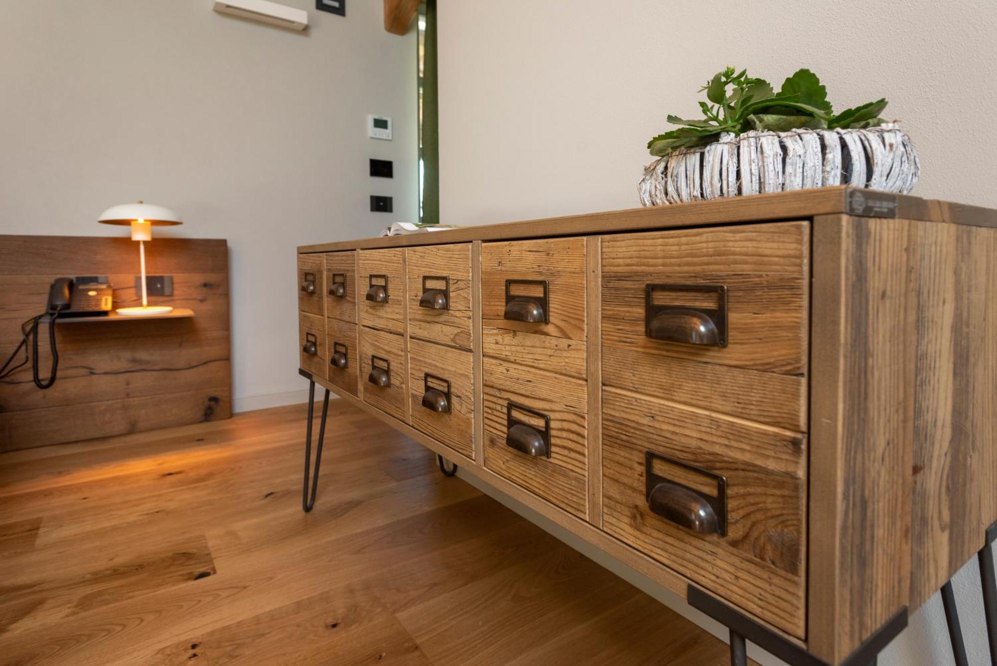Antica Dimora Dosio Bed and Breakfast La Morra Rum bild